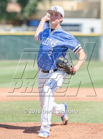 Thumbnail 3 in Highlands Ranch vs. La Salle (Coach Bob National Invitational) photogallery.