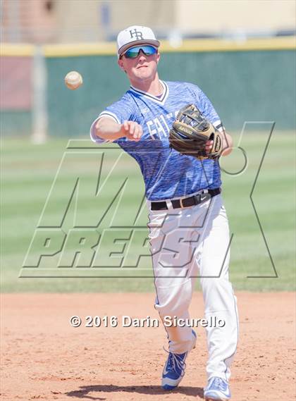 Thumbnail 2 in Highlands Ranch vs. La Salle (Coach Bob National Invitational) photogallery.