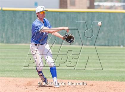 Thumbnail 2 in Highlands Ranch vs. La Salle (Coach Bob National Invitational) photogallery.