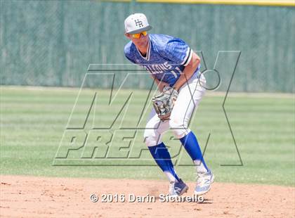 Thumbnail 2 in Highlands Ranch vs. La Salle (Coach Bob National Invitational) photogallery.