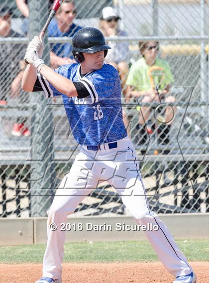 Thumbnail 3 in Highlands Ranch vs. La Salle (Coach Bob National Invitational) photogallery.