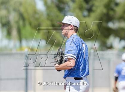 Thumbnail 2 in Highlands Ranch vs. La Salle (Coach Bob National Invitational) photogallery.