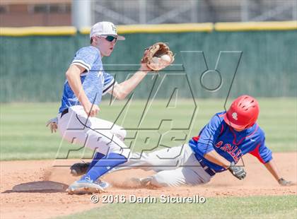 Thumbnail 3 in Highlands Ranch vs. La Salle (Coach Bob National Invitational) photogallery.