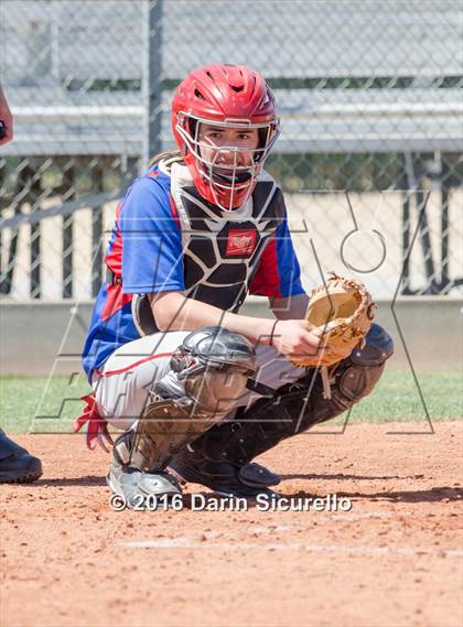 Thumbnail 1 in Highlands Ranch vs. La Salle (Coach Bob National Invitational) photogallery.