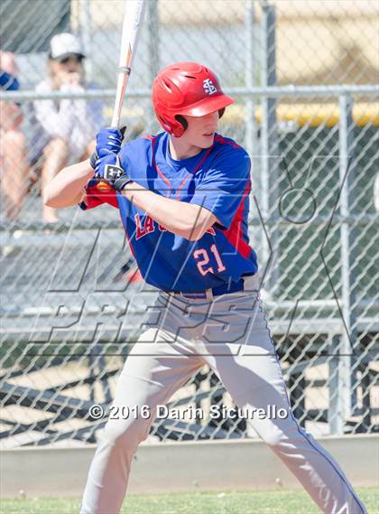 Thumbnail 2 in Highlands Ranch vs. La Salle (Coach Bob National Invitational) photogallery.