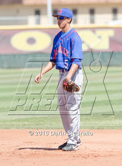 Thumbnail 1 in Highlands Ranch vs. La Salle (Coach Bob National Invitational) photogallery.