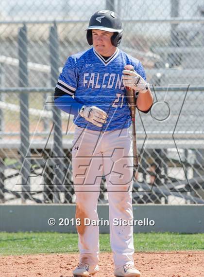 Thumbnail 1 in Highlands Ranch vs. La Salle (Coach Bob National Invitational) photogallery.