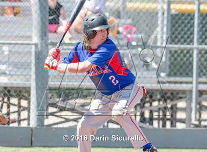 Thumbnail 2 in Highlands Ranch vs. La Salle (Coach Bob National Invitational) photogallery.