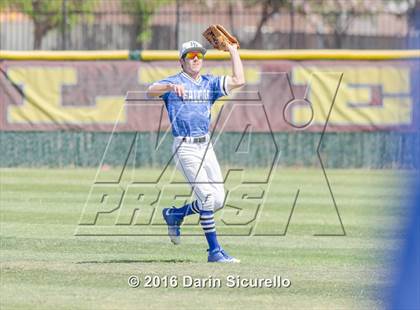 Thumbnail 2 in Highlands Ranch vs. La Salle (Coach Bob National Invitational) photogallery.