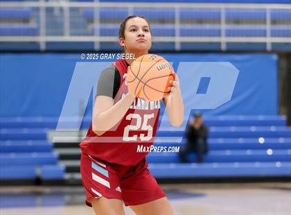 Thumbnail 2 in Bishop McGuinness vs. Holland Hall photogallery.