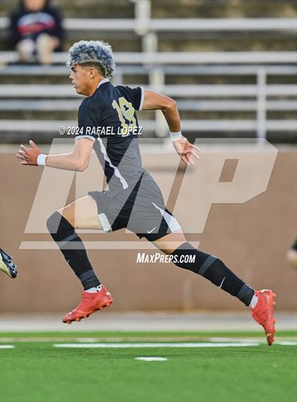 Thumbnail 1 in Goose Creek Memorial @ Galena Park (UIL Soccer 5A Region 3 Regional Quarter Final) photogallery.