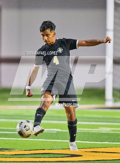 Thumbnail 1 in Goose Creek Memorial @ Galena Park (UIL Soccer 5A Region 3 Regional Quarter Final) photogallery.