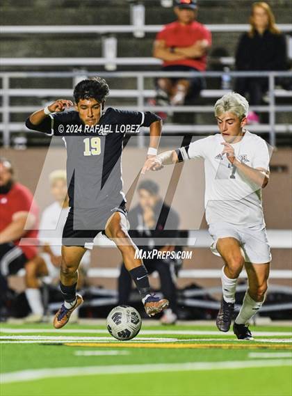 Thumbnail 1 in Goose Creek Memorial @ Galena Park (UIL Soccer 5A Region 3 Regional Quarter Final) photogallery.