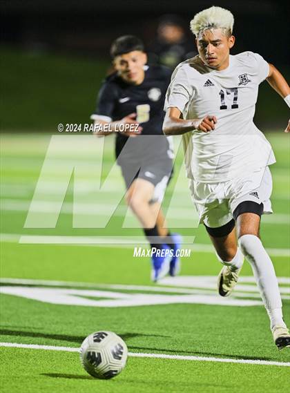 Thumbnail 3 in Goose Creek Memorial @ Galena Park (UIL Soccer 5A Region 3 Regional Quarter Final) photogallery.