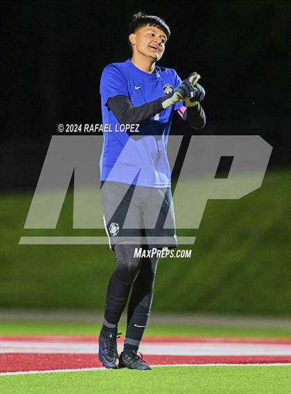 Thumbnail 1 in Goose Creek Memorial @ Galena Park (UIL Soccer 5A Region 3 Regional Quarter Final) photogallery.