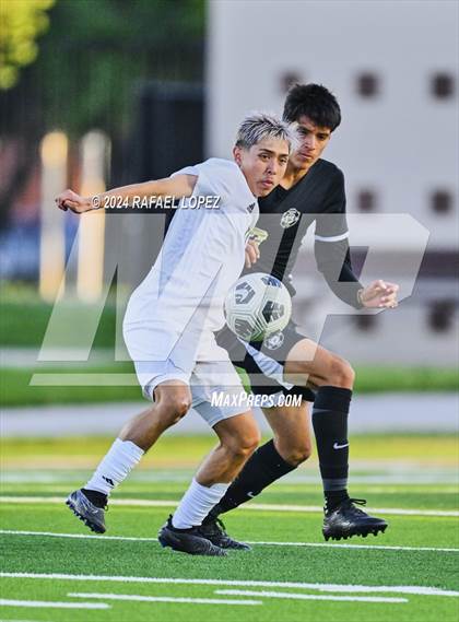 Thumbnail 1 in Goose Creek Memorial @ Galena Park (UIL Soccer 5A Region 3 Regional Quarter Final) photogallery.