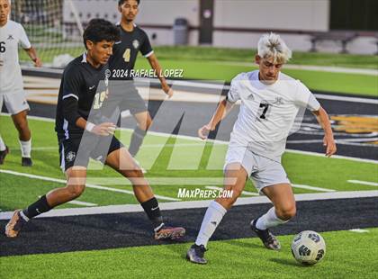 Thumbnail 1 in Goose Creek Memorial @ Galena Park (UIL Soccer 5A Region 3 Regional Quarter Final) photogallery.