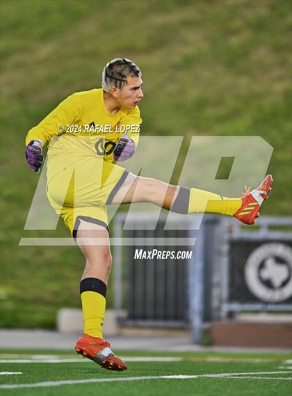 Thumbnail 1 in Goose Creek Memorial @ Galena Park (UIL Soccer 5A Region 3 Regional Quarter Final) photogallery.