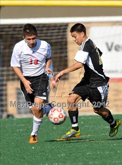 Thumbnail 2 in Plano East vs North Garland (Garland Invitational) photogallery.