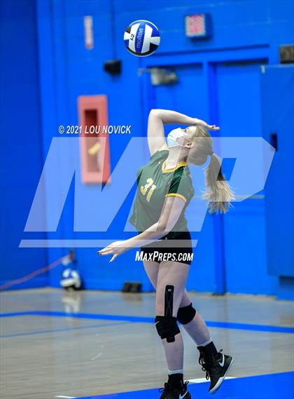 Thumbnail 3 in JV: Los Alamos @ St. Michael's photogallery.