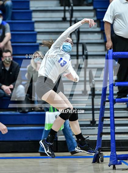 Thumbnail 1 in JV: Los Alamos @ St. Michael's photogallery.