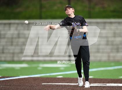 Thumbnail 3 in Bishop Grimes vs Cazenovia photogallery.