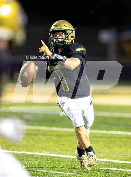 Thumbnail 1 in Pinecrest vs Apex (Moore County Kick-Off Classic) photogallery.