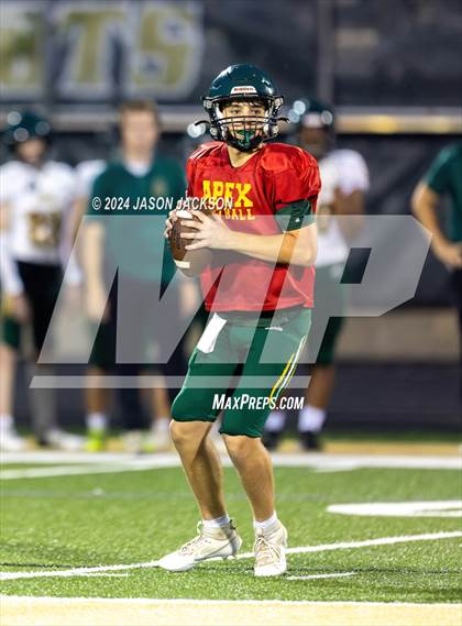 Thumbnail 1 in Pinecrest vs Apex (Moore County Kick-Off Classic) photogallery.