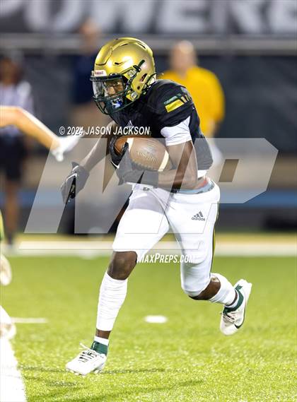 Thumbnail 3 in Pinecrest vs Apex (Moore County Kick-Off Classic) photogallery.