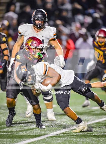 Thumbnail 3 in Desert Edge @ Salpointe Catholic (AIA 5A Semifinal Playoff) photogallery.