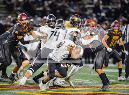 Thumbnail 2 in Desert Edge @ Salpointe Catholic (AIA 5A Semifinal Playoff) photogallery.
