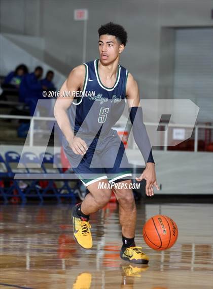 Thumbnail 3 in College Park vs. Clear Brook (McDonald's Texas Invitational) photogallery.