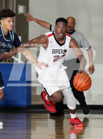 Thumbnail 2 in College Park vs. Clear Brook (McDonald's Texas Invitational) photogallery.