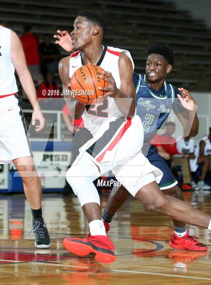 Thumbnail 2 in College Park vs. Clear Brook (McDonald's Texas Invitational) photogallery.