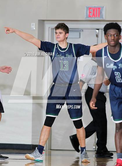 Thumbnail 1 in College Park vs. Clear Brook (McDonald's Texas Invitational) photogallery.
