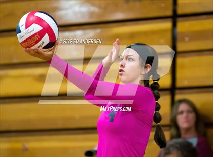 Thumbnail 2 in Eureka vs Lincoln (Yerington Tournament) photogallery.