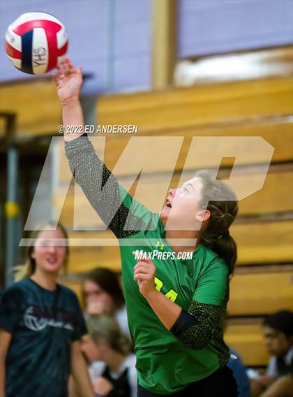 Thumbnail 3 in Eureka vs Lincoln (Yerington Tournament) photogallery.