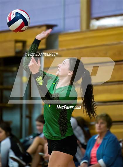 Thumbnail 1 in Eureka vs Lincoln (Yerington Tournament) photogallery.