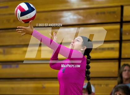 Thumbnail 3 in Eureka vs Lincoln (Yerington Tournament) photogallery.