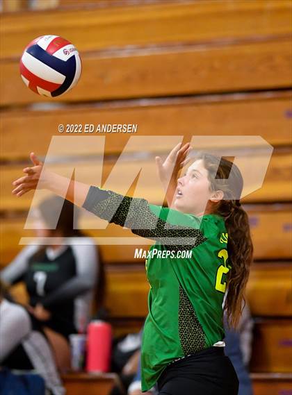 Thumbnail 3 in Eureka vs Lincoln (Yerington Tournament) photogallery.