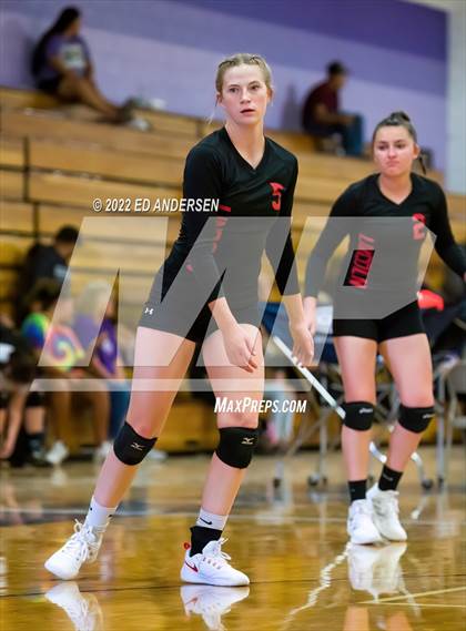 Thumbnail 3 in Eureka vs Lincoln (Yerington Tournament) photogallery.