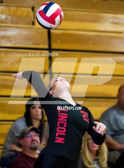 Thumbnail 3 in Eureka vs Lincoln (Yerington Tournament) photogallery.