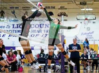 Thumbnail 2 in Eureka vs Lincoln (Yerington Tournament) photogallery.