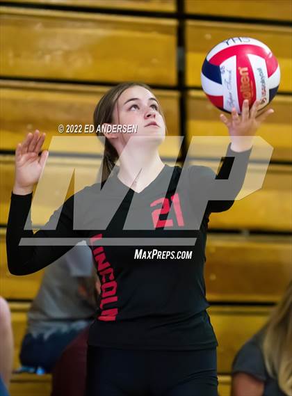 Thumbnail 1 in Eureka vs Lincoln (Yerington Tournament) photogallery.