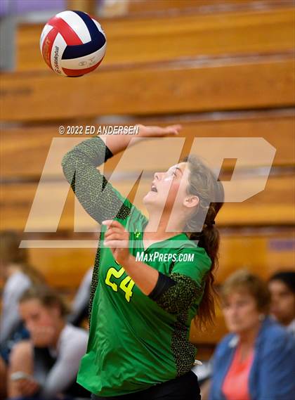 Thumbnail 2 in Eureka vs Lincoln (Yerington Tournament) photogallery.
