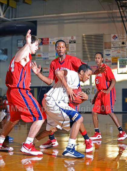 Thumbnail 3 in Jones @ Buckhorn photogallery.