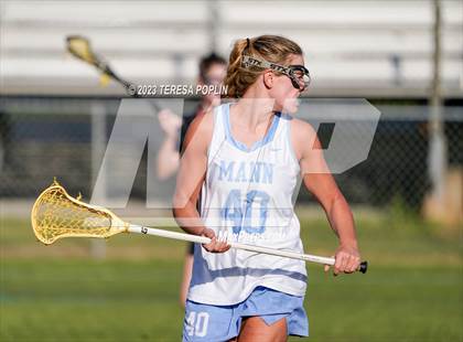Thumbnail 3 in J.L. Mann vs. Boiling Springs (SCHSL 5A Playoff Round 1) photogallery.