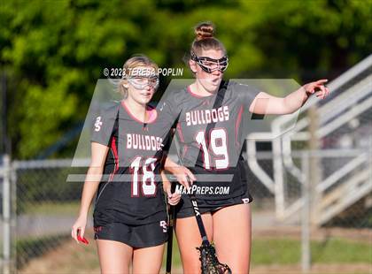 Thumbnail 2 in J.L. Mann vs. Boiling Springs (SCHSL 5A Playoff Round 1) photogallery.
