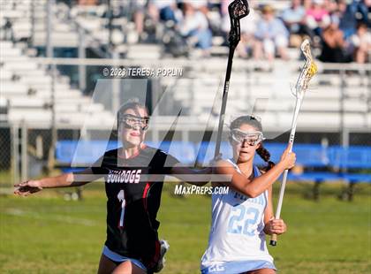 Thumbnail 3 in J.L. Mann vs. Boiling Springs (SCHSL 5A Playoff Round 1) photogallery.