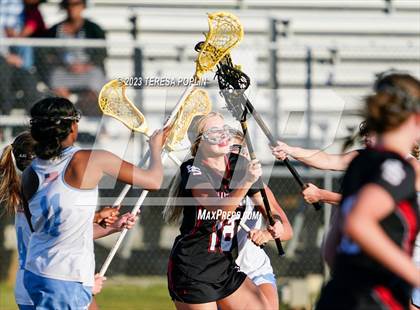 Thumbnail 3 in J.L. Mann vs. Boiling Springs (SCHSL 5A Playoff Round 1) photogallery.